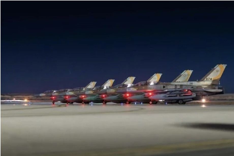 Hơn 200 máy bay Israel tham gia không kích, Iran phóng 100 UAV đáp trả