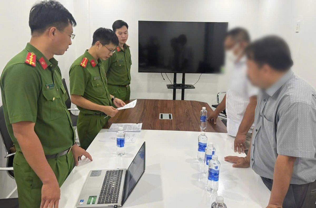 Khởi tố 17 bị can điều tra hành vi lập khống phiếu kết quả quan trắc môi trường.jpg
