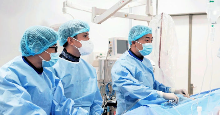 Nam du khách Pháp được cứu sống khi thăm Việt Nam