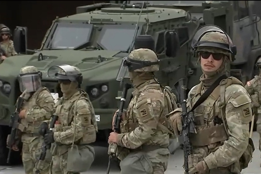 Thẩm phán Mỹ chặn lệnh triển khai vệ binh đến Los Angeles của ông Trump