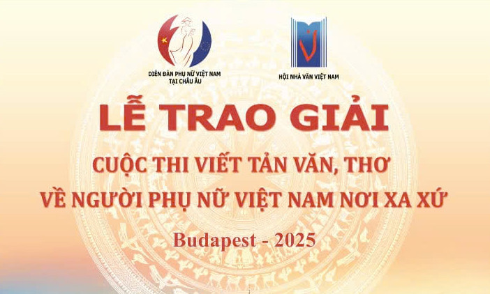 trao giai.jpg