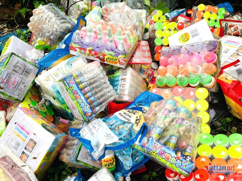 W-Kẹo đồ chơi 2.jpg