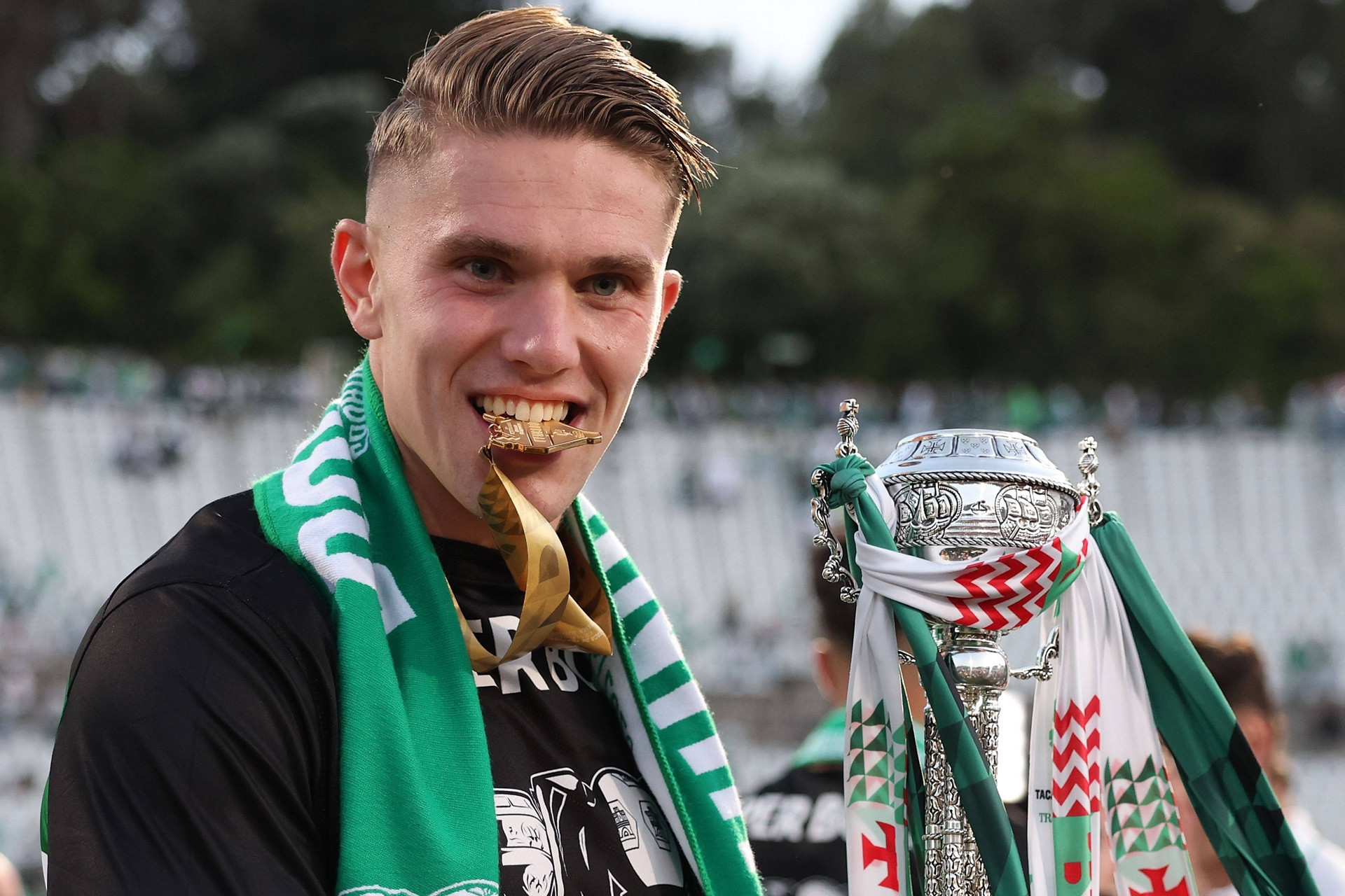 Tin tức về chuyển nhượng 14/6: MU chốt giá Gyokeres, Barca ký Rashford