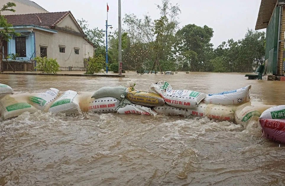 Bản tin sáng 14/6: Mưa lũ hiếm thấy giữa tháng 6, thời tiết còn dị thường