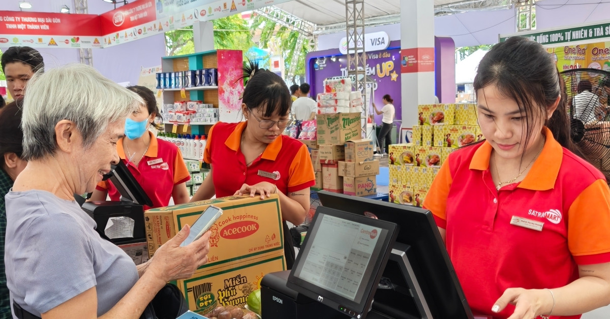 62% người dùng thanh toán trực tuyến qua ứng dụng và website ngân hàng