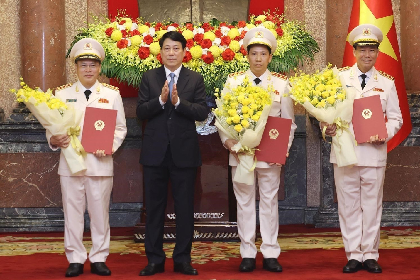 Ba Thứ trưởng Bộ Công an được thăng cấp bậc hàm Thượng tướng