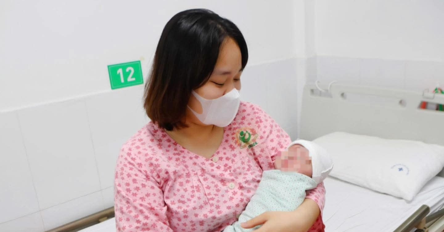 'Trận chiến' 99 ngày giành lại sự sống cho bé sơ sinh 600g, nhỏ xíu bằng gang tay