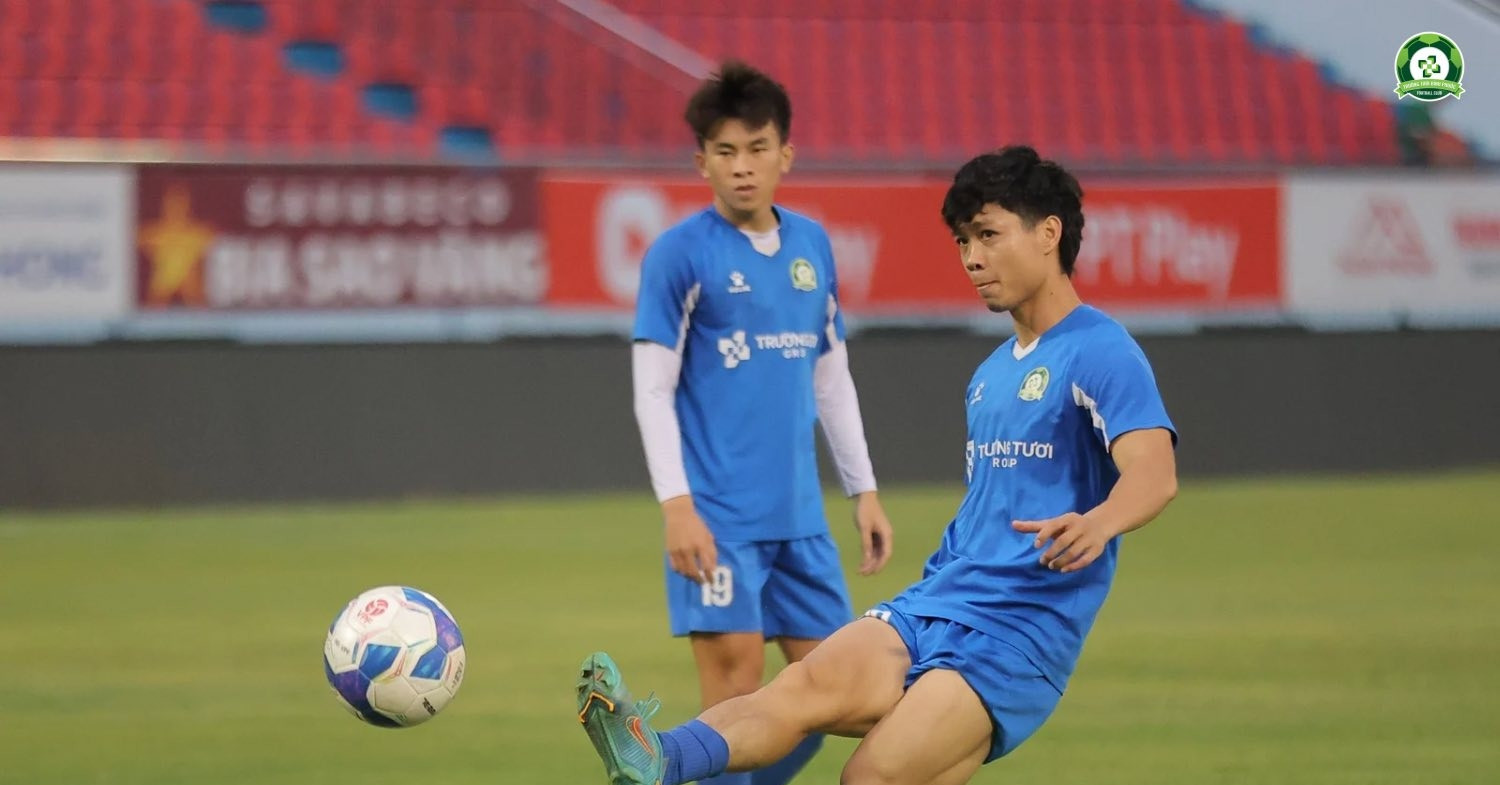 Trực tiếp bóng đá Ninh Bình 1-0 Bình Phước: Tuyệt phẩm mở tỷ số