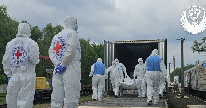 Ukraine nhận 1.200 thi thể binh lính, bác tin Nga tiến vào Dnipropetrovsk