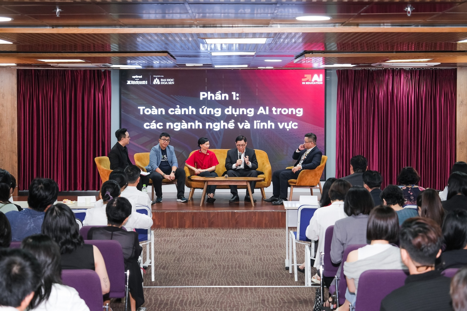upGrad và Trường Đại học Hoa Sen cùng thảo luận về AI trong giáo dục