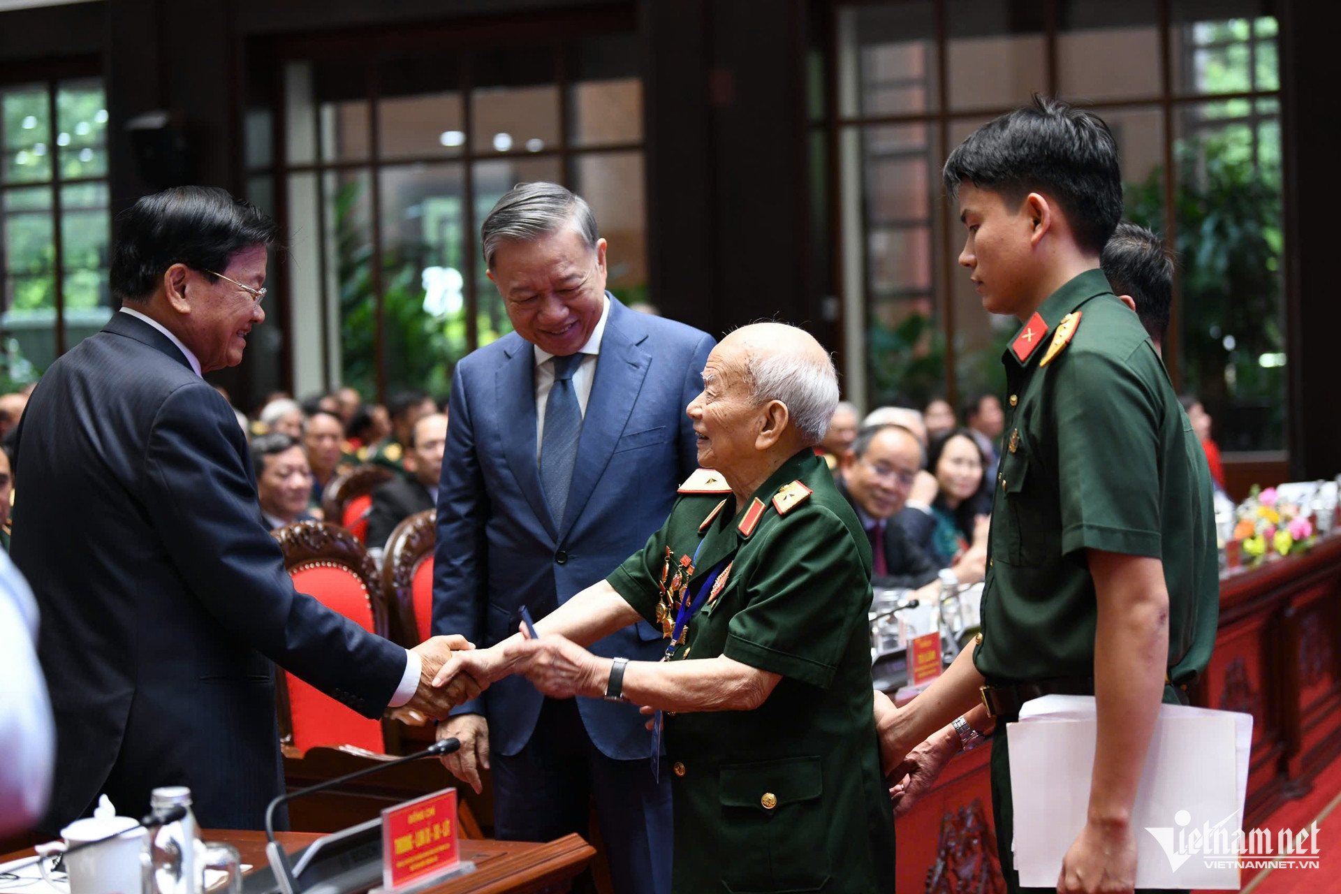 w huong 4021.jpg