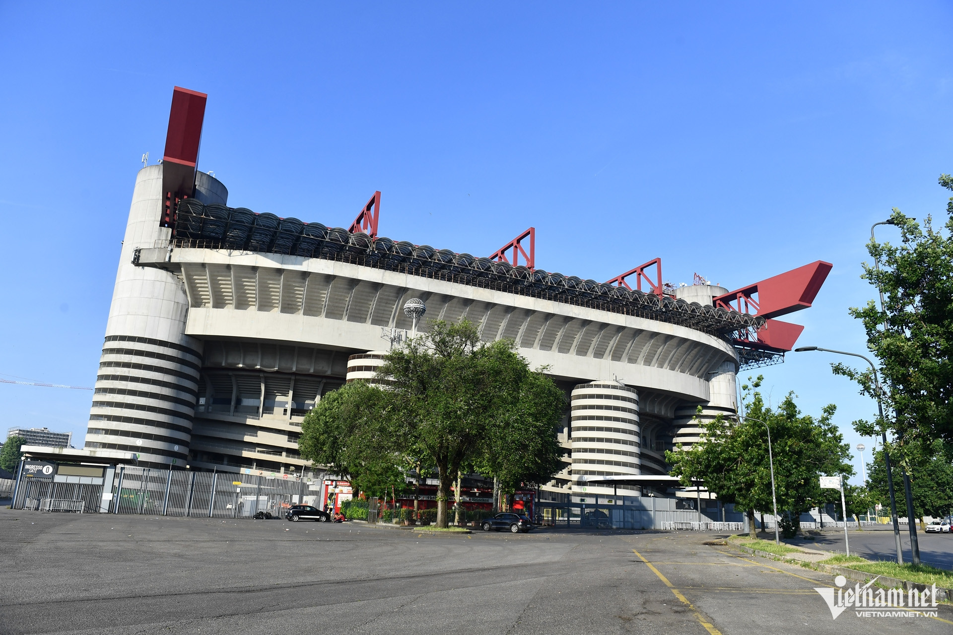W-san siro (12).jpg