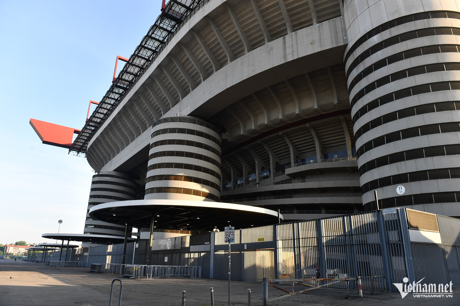 W-san siro (7).jpg