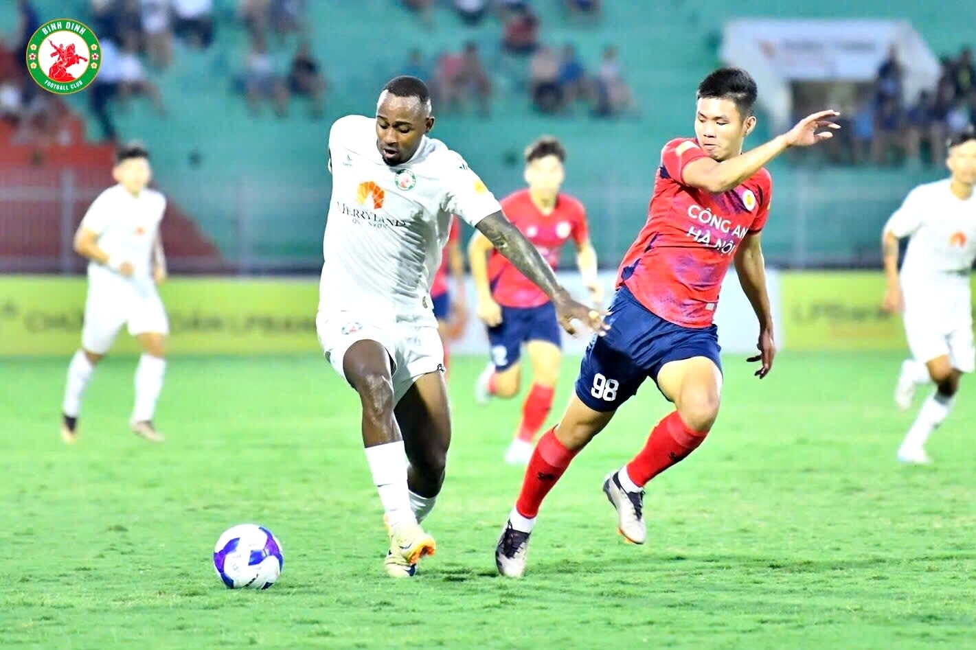 Lịch thi đấu vòng 26 V-League 2024/25 mới nhất: Hạ màn