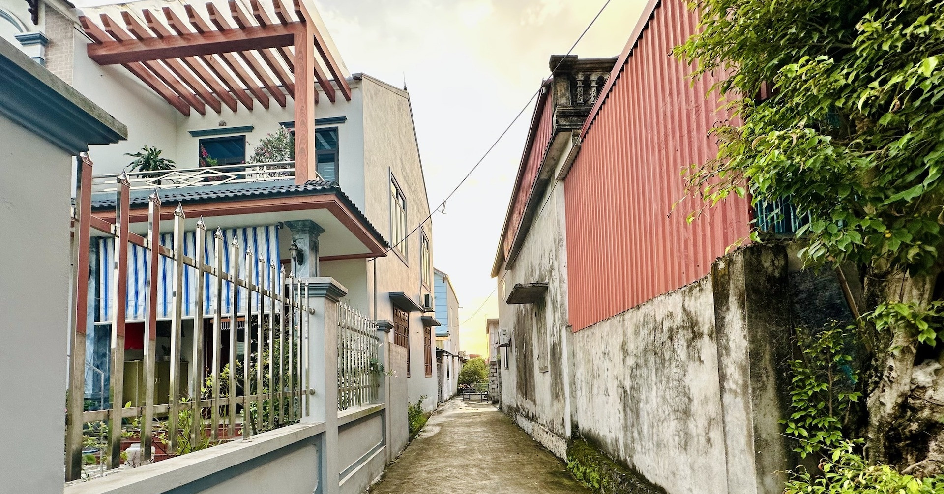 2,5 tỷ không mua nổi nhà ở Hà Nội, vợ chồng trẻ bất ngờ ‘quay xe’ có nhà to đẹp