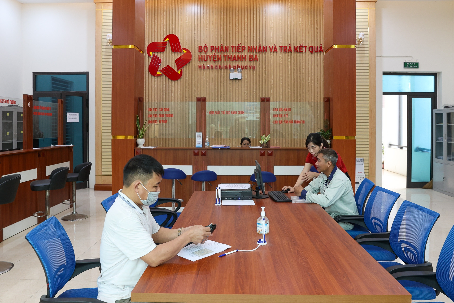 Từ 1/7, người dân có thể làm thủ tục hành chính ở bất cứ đâu trong tỉnh, thành