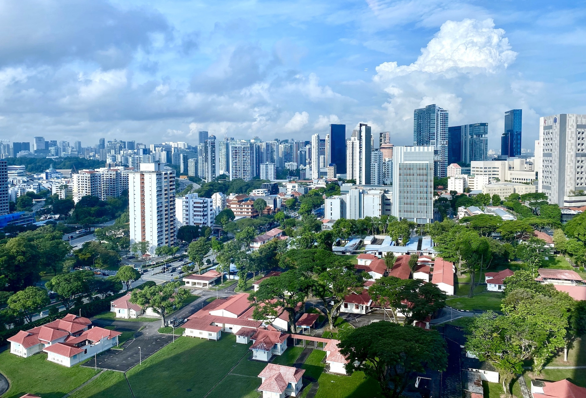 Bán nhà xong, ôm tiền mắc kẹt chật vật tìm mua căn hộ mới