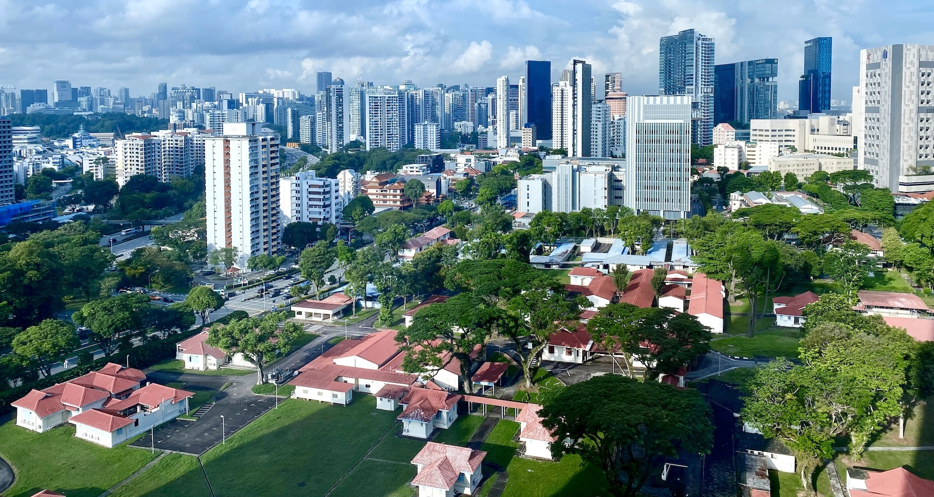 Bán nhà xong, ôm tiền mắc kẹt chật vật tìm mua căn hộ mới