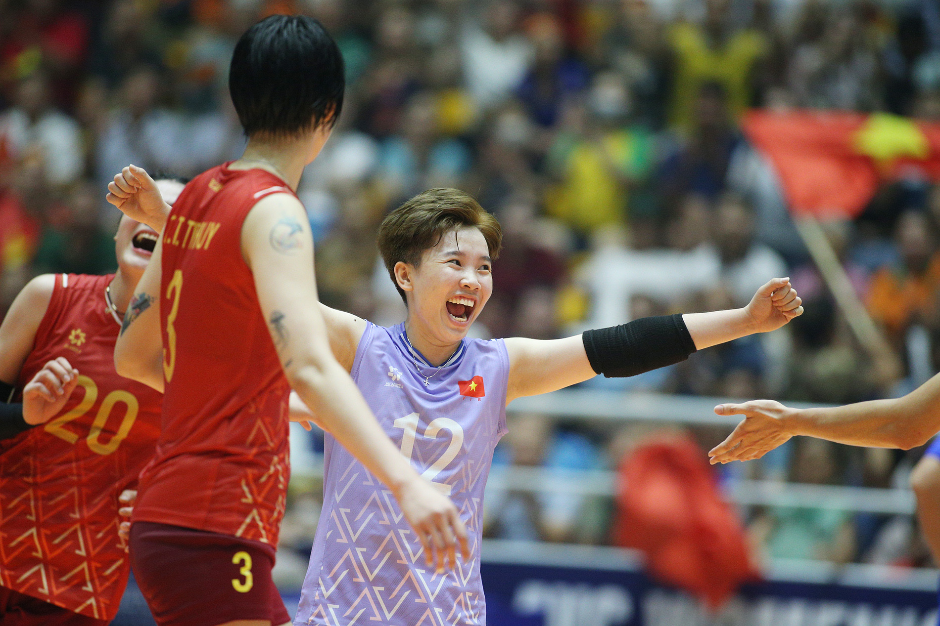 bong chuyen chau a 5.JPG