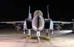 Mỹ biến tiêm kích F-15E thành sát thủ diệt UAV tại 'chảo lửa' Trung Đông