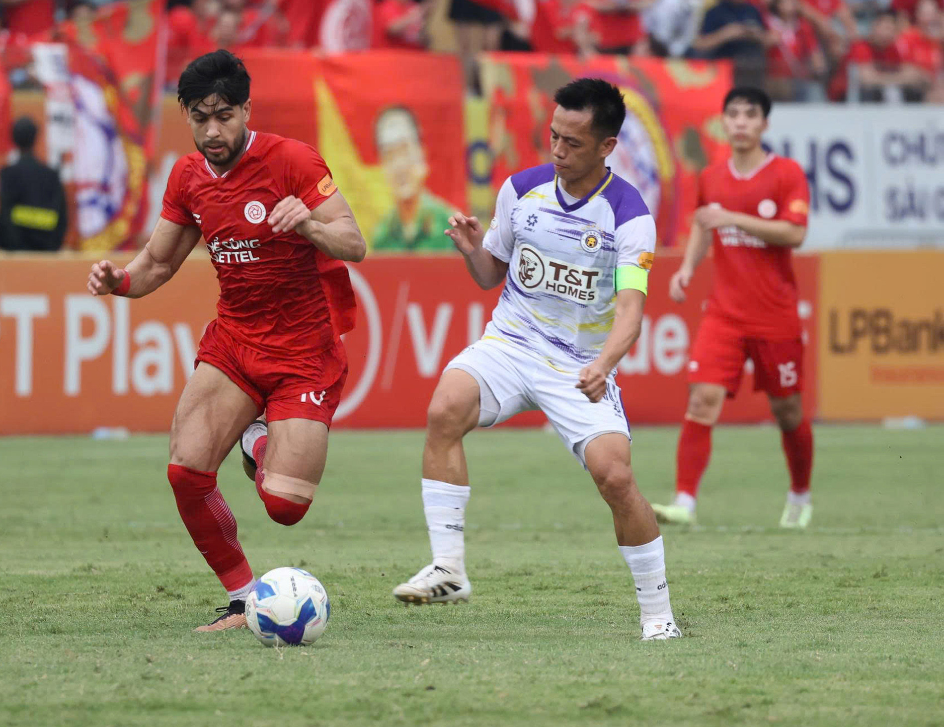 ha noi the cong viettel 3.jpg