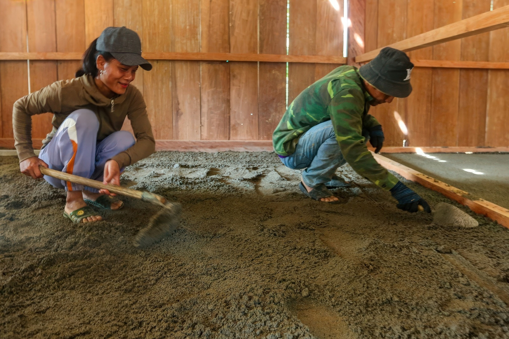 'Không có mọi người, gia đình tôi chưa biết khi nào có nổi mái nhà đàng hoàng'