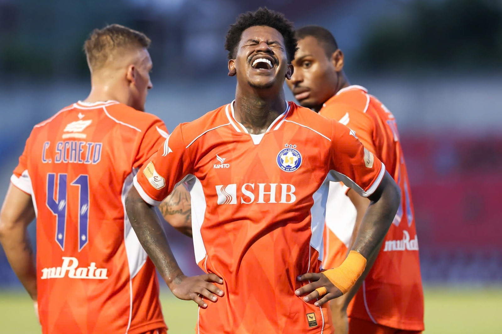 Kịch bản xuống hạng V-League: Cơ hội cuối cho Bình Định, Đà Nẵng