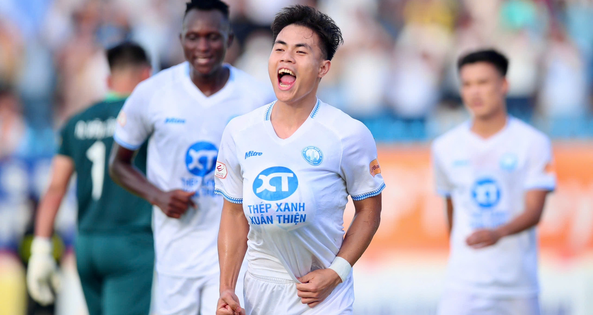 Kết quả bóng đá Quảng Nam 2-0 Nam Định, vô địch 25 V-League