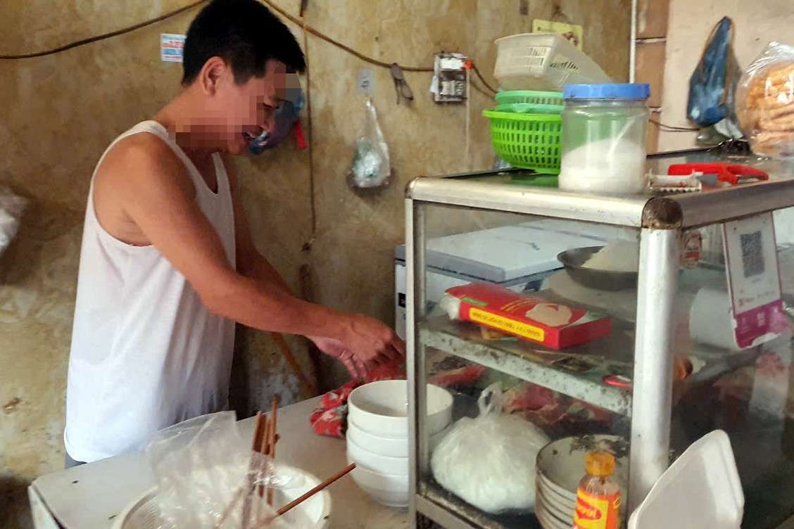 Ông chủ quán phở ở Hà Nội ‘cao tay’ khiến kẻ lừa đảo 'bỏ của chạy lấy người'