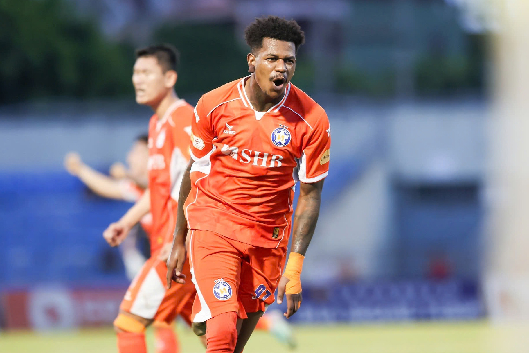 Vòng 25 V-League: Những xúc cảm trái ngược ngày áp chót