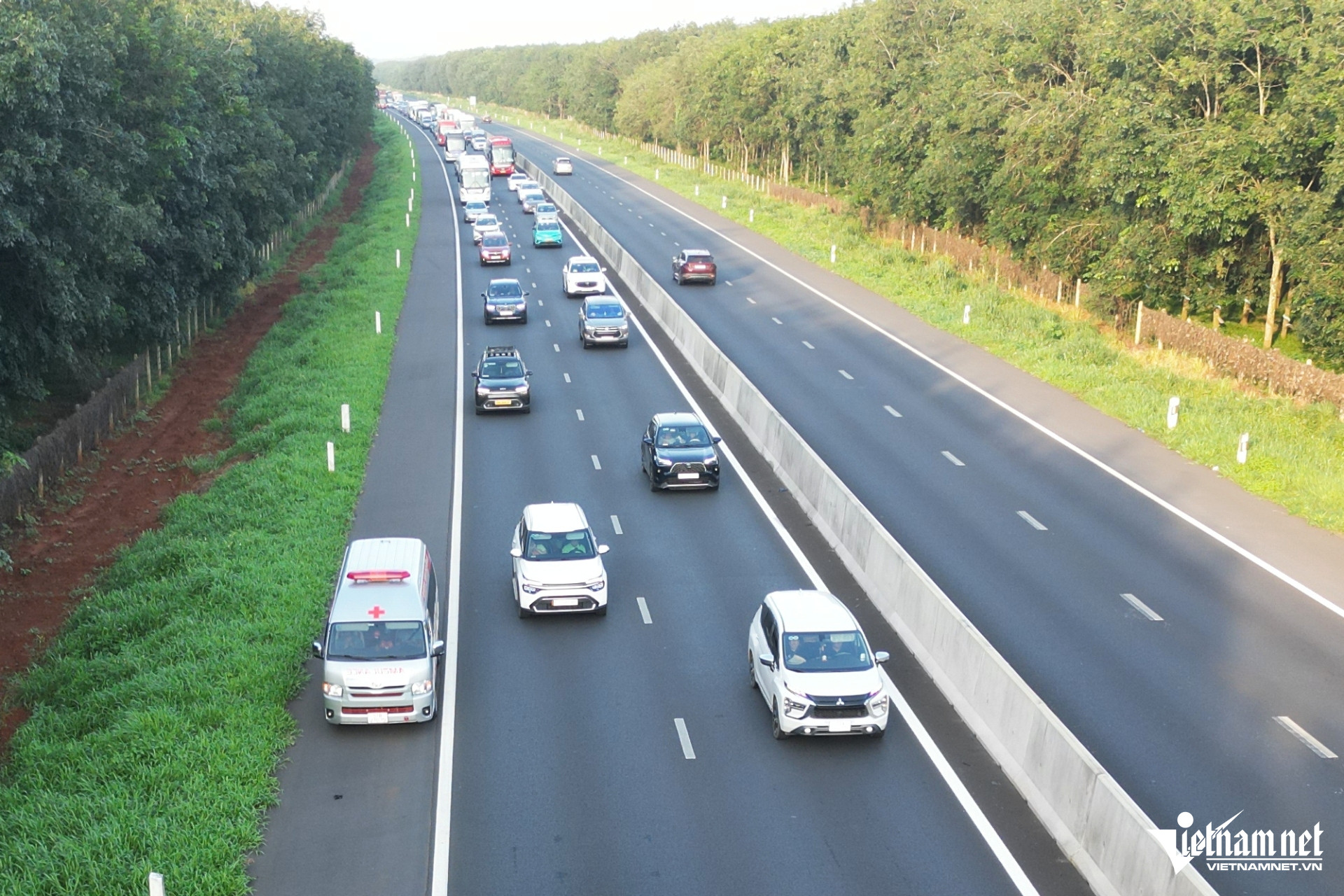 W-un xe cao toc (4).jpg