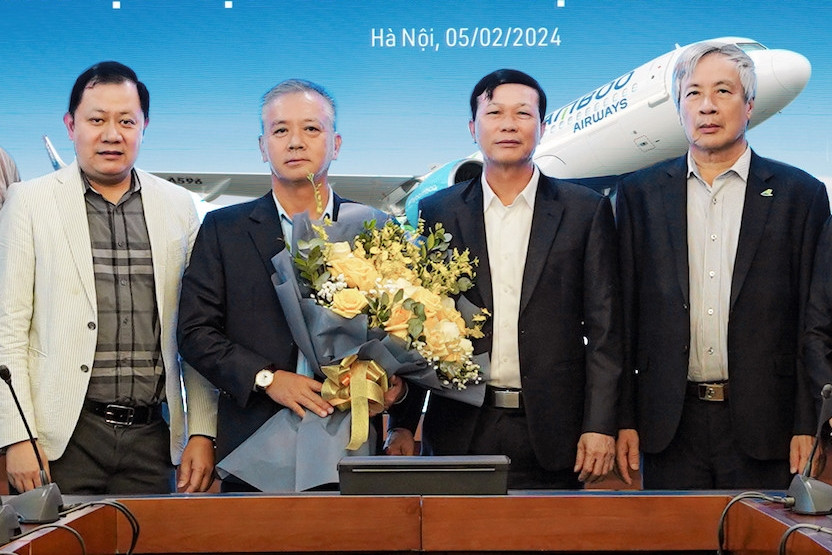 Chủ tịch Phan Đình Tuệ xin từ nhiệm: Bamboo Airways hơn 3 năm có 5 lần thay tướng