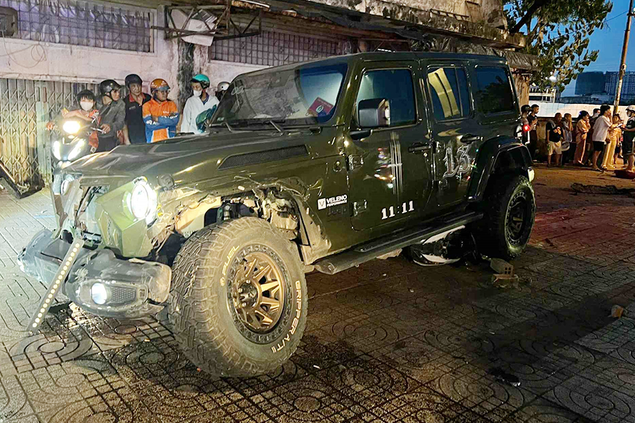 Chủ xe Jeep ‘điên’ tông 2 người tử vong ở TPHCM lên tiếng