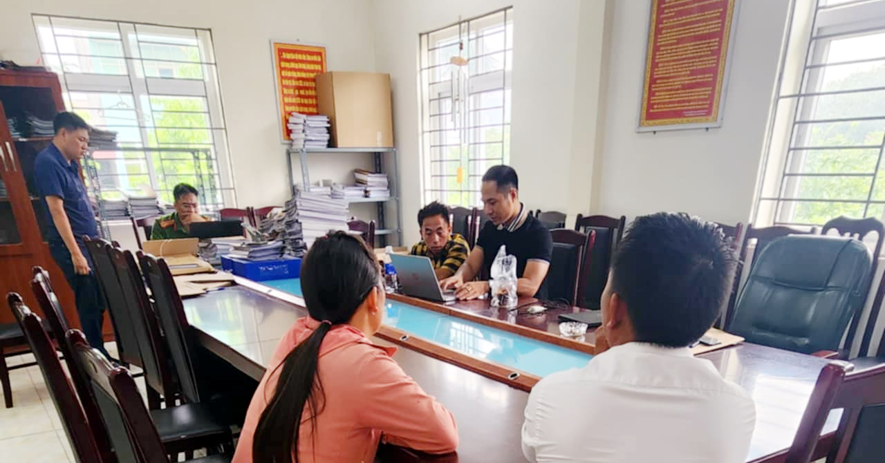 Nạn nhân 'tố' bị thu 4,2 triệu/cuốc xe ở Hà Nội òa khóc kể 2 lần bị thu tiền
