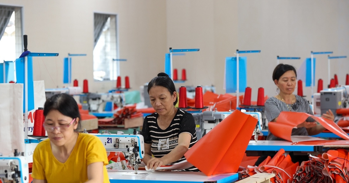 Quốc hội thông qua Luật Việc làm sửa đổi, mở rộng đối tượng bảo hiểm thất nghiệp