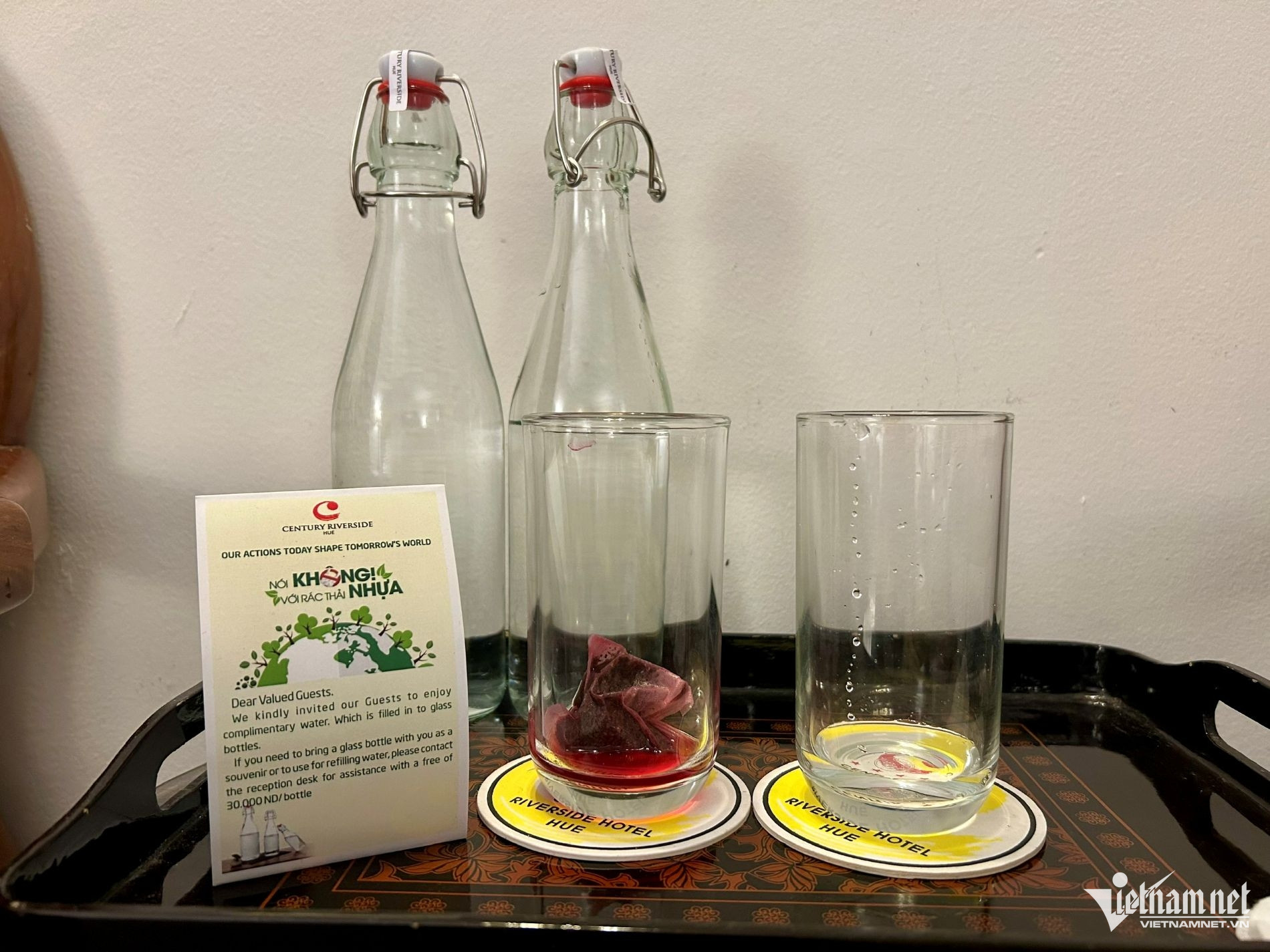 W-111   môi trường huế.jpg