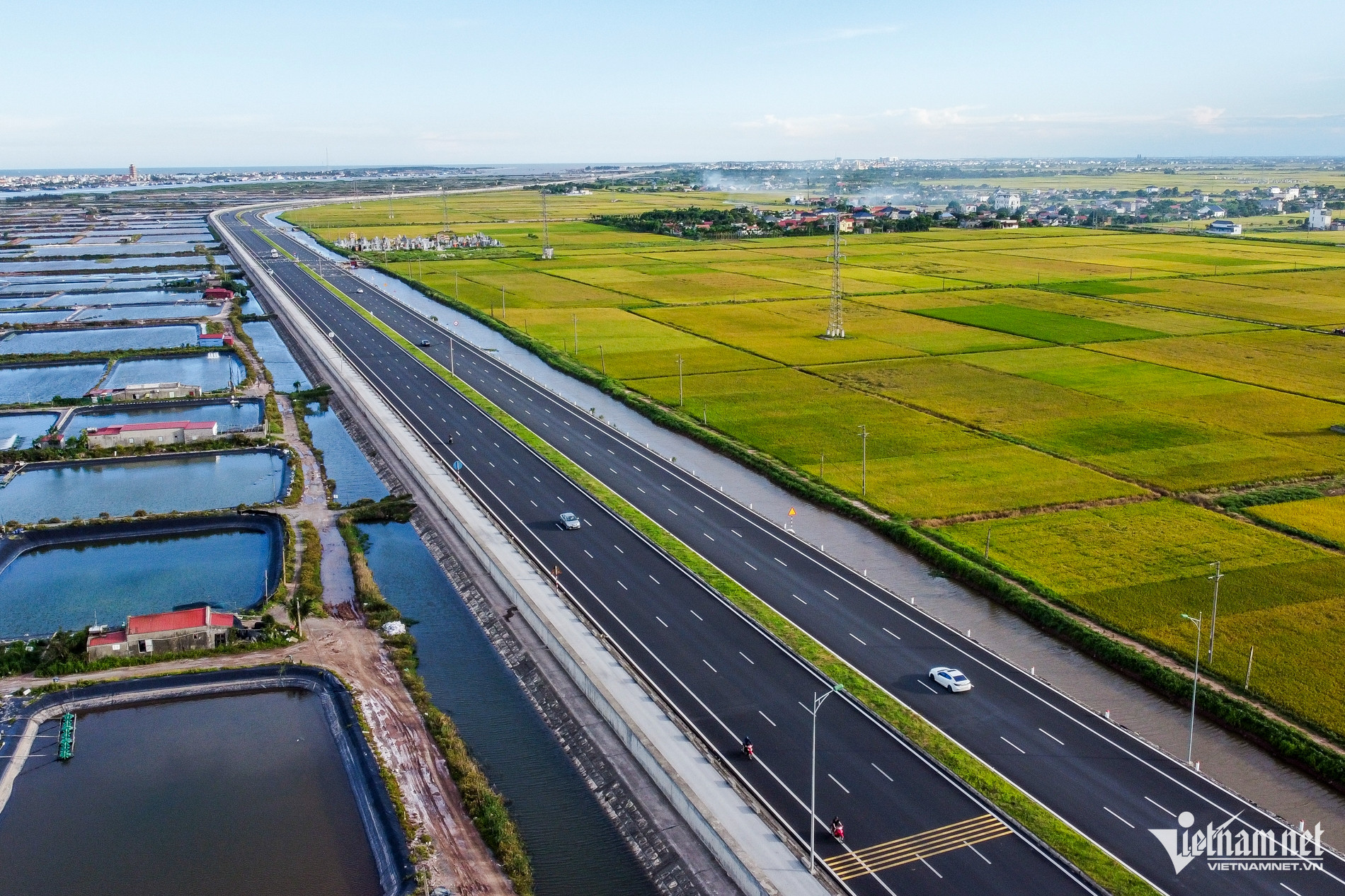 W-Cảng thuỷ nội địa_7.jpg