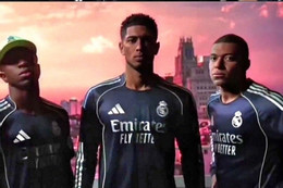 Xabi yêu cầu gắt Mbappe và Vinicius trước trận ra mắt Real Madrid