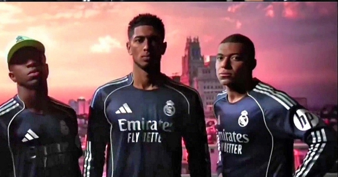 Xabi yêu cầu gắt Mbappe và Vinicius trước trận ra mắt Real Madrid