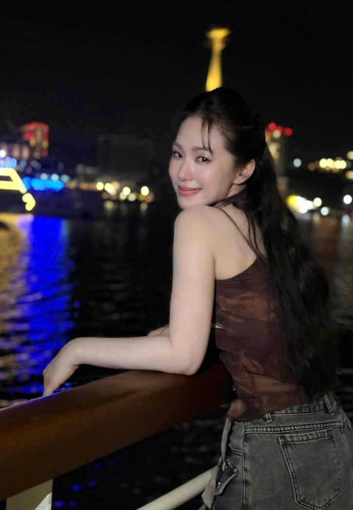batch_z6714116228718_2947543db378bed4844e0846eb35bc99.jpg
