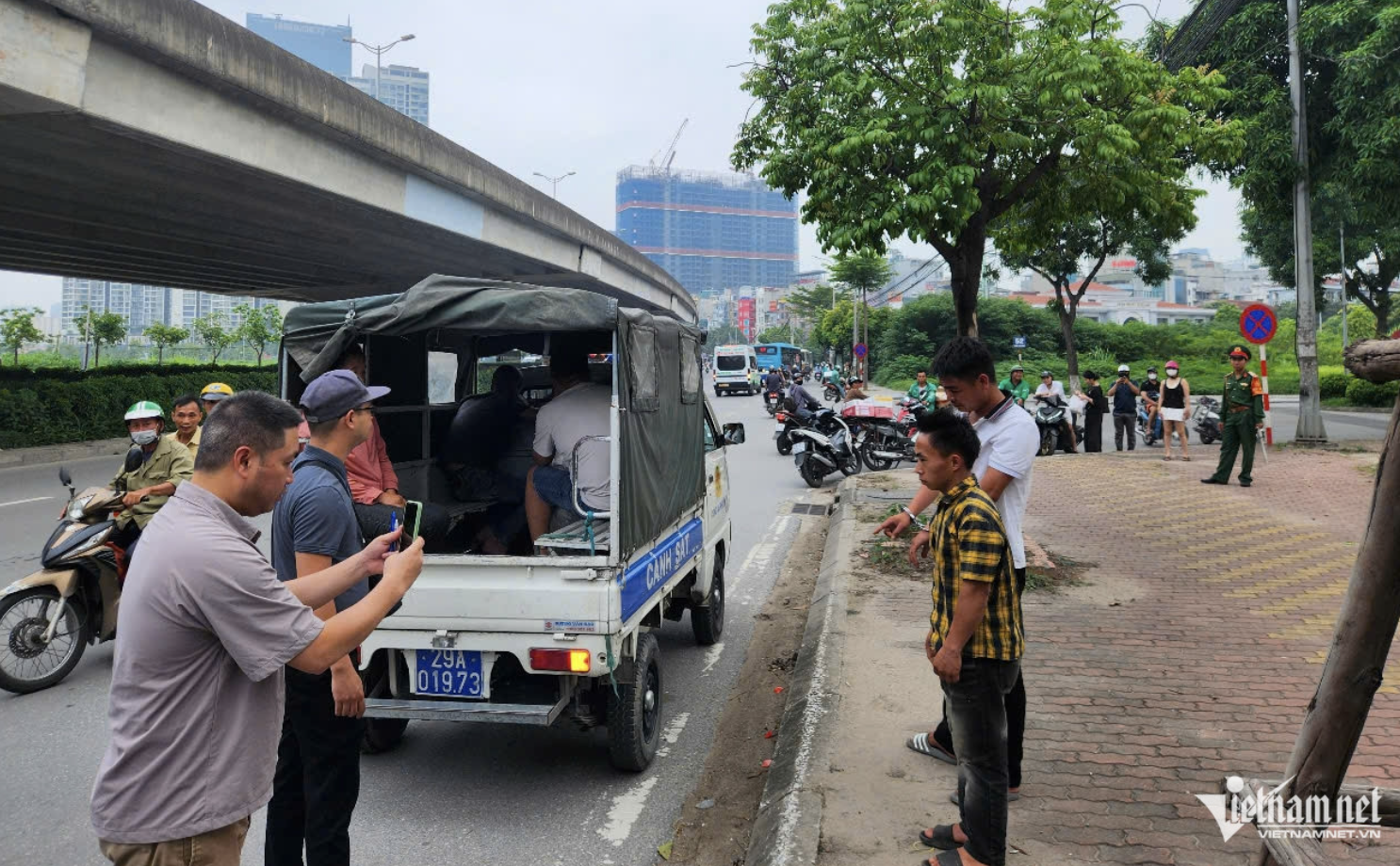 Tình trạng sức khỏe bé gái vụ 2 người bị 'chặt chém' 4,2 triệu tiền taxi ở Hà Nội