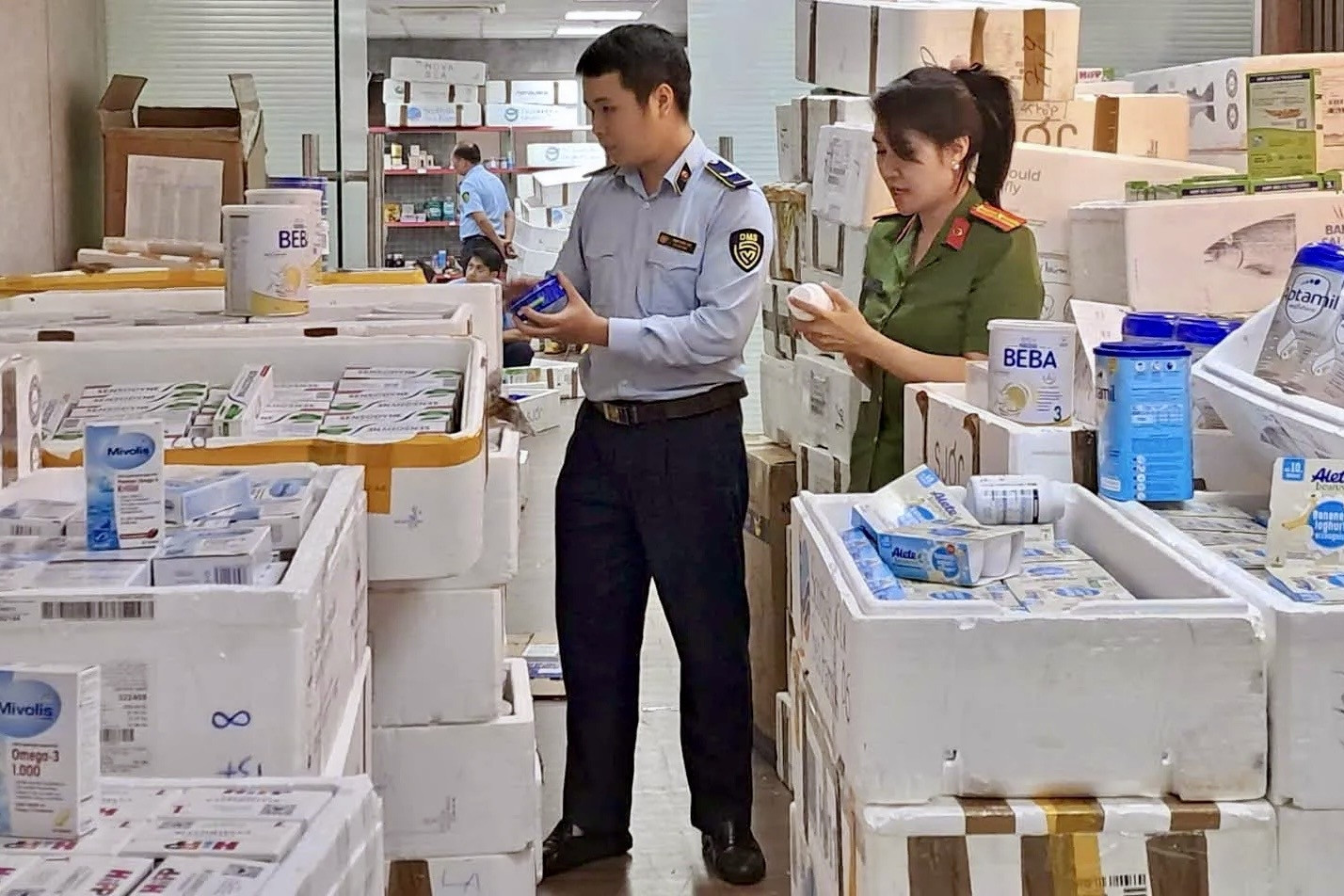 Hàng giả bị truy quét, Chủ tịch hiệp hội mừng rỡ trước một tin nhắn đặc biệt