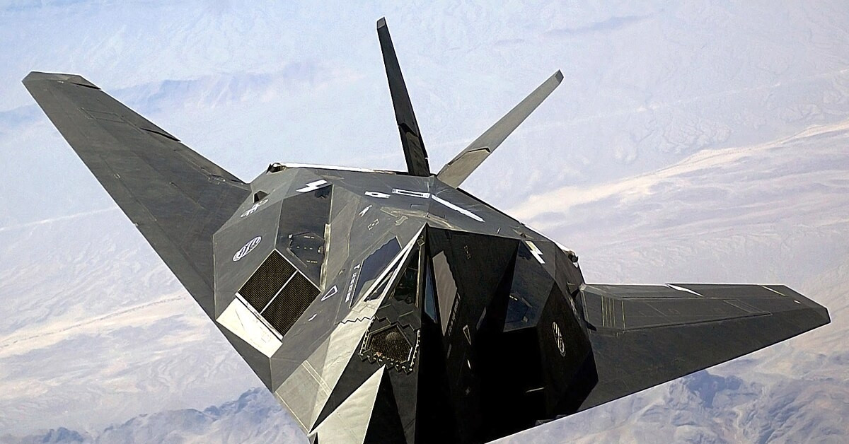 Hé lộ "bí mật động trời" về UFO và người ngoài hành tinh được nhìn thấy tại Mỹ