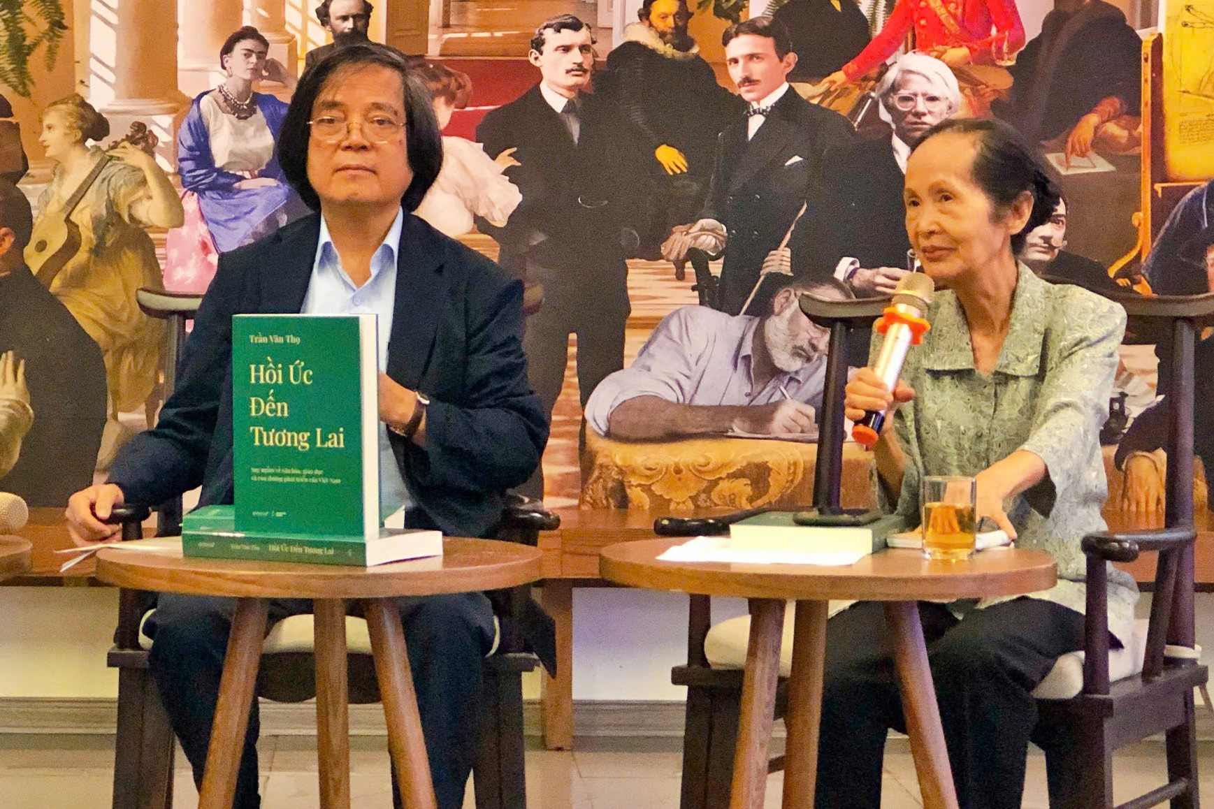 “Hồi ức đến tương lai” và niềm đau đáu của GS Trần Văn Thọ