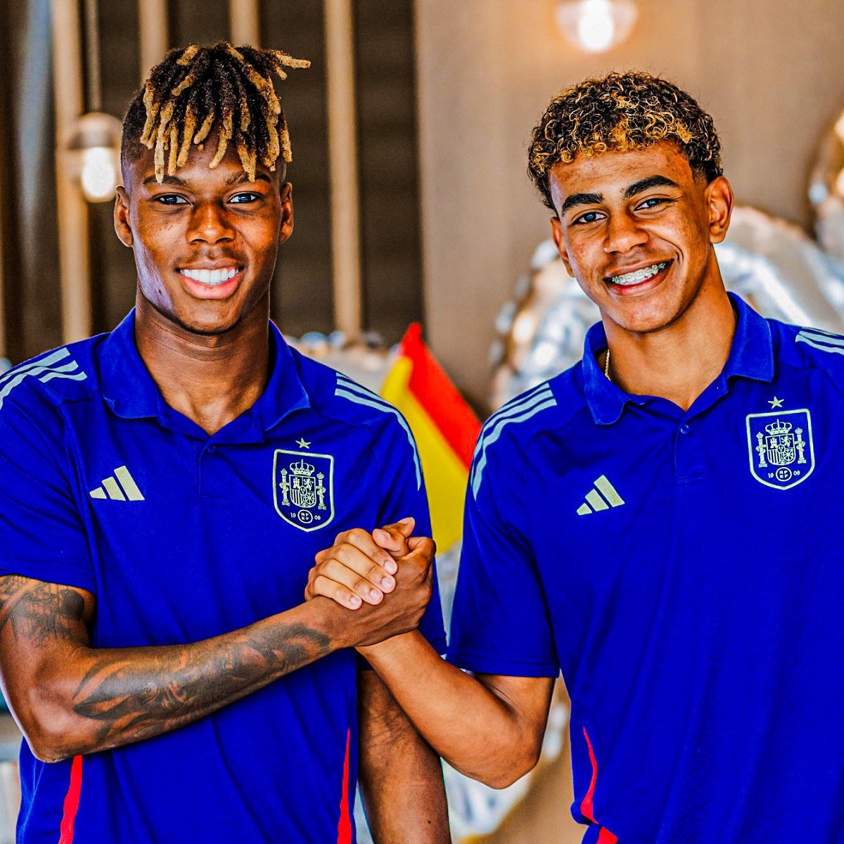 Lamine Yamal Nico Williams Euro Foot.jpg