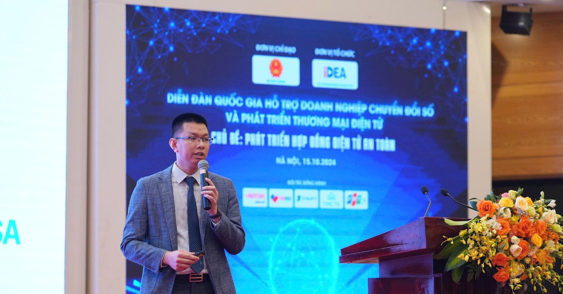 Livestream giải đáp, gỡ vướng về hóa đơn điện tử cho hộ kinh doanh