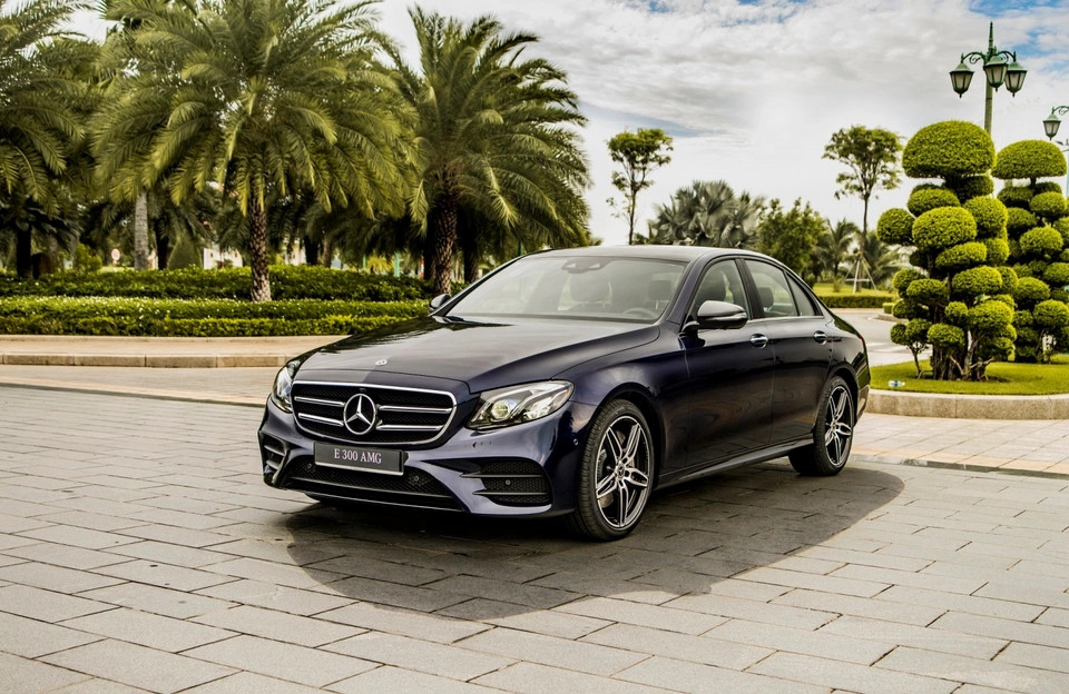 mercedes E300 AMG.webp