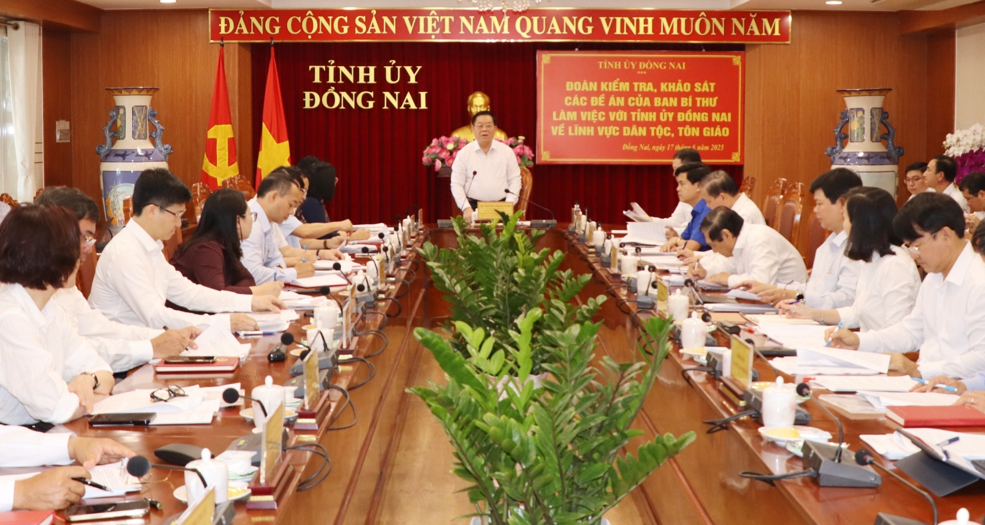 Phát huy sức mạnh đại đoàn kết, chăm lo đời sống đồng bào dân tộc