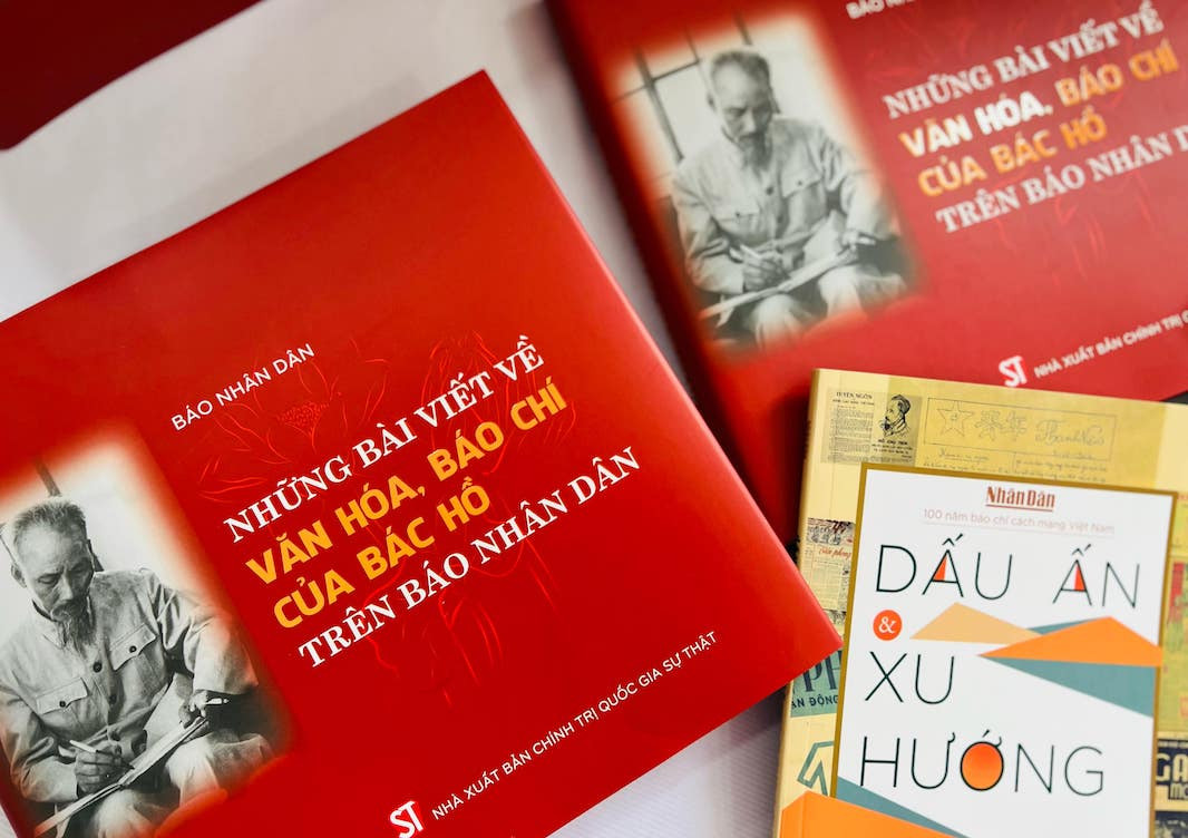 Ra mắt sách 'Những bài viết về văn hóa, báo chí của Bác Hồ trên Báo Nhân Dân'