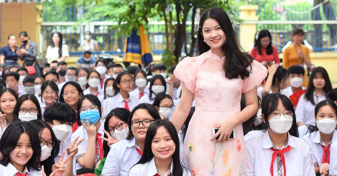Cách tính lương giáo viên hiện nay, người cao nhất bao nhiêu?